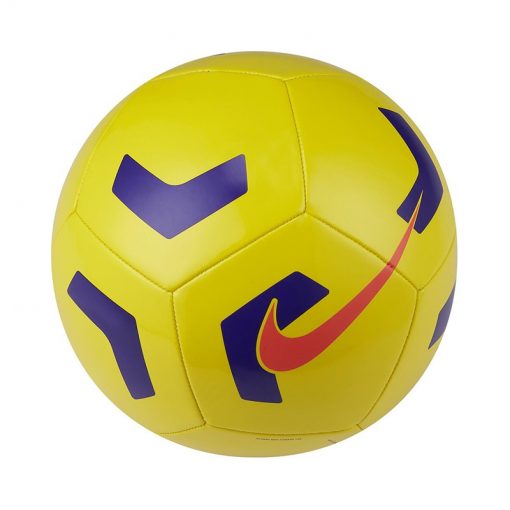 Minge Nike Pitch Training
