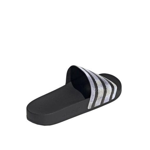 Slapi Adidas Adilette