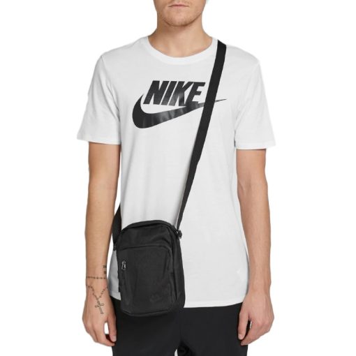 Borseta Nike Core Items 3.0