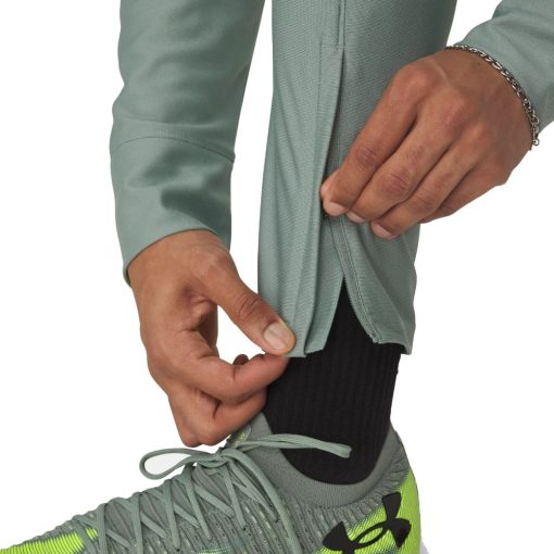 Trening Under Armour Challenger